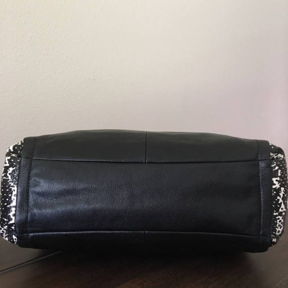 SOLD on other platform* Coach Madison python - Picture 3 of 11